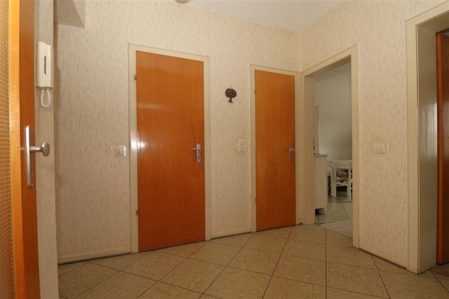 Flur Dachgeschoss Einfamilienhaus Mei�ner