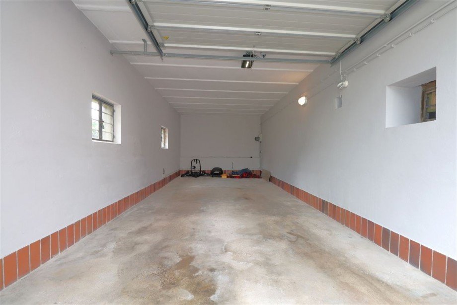 Garage gro� Einfamilienhaus Berkatal