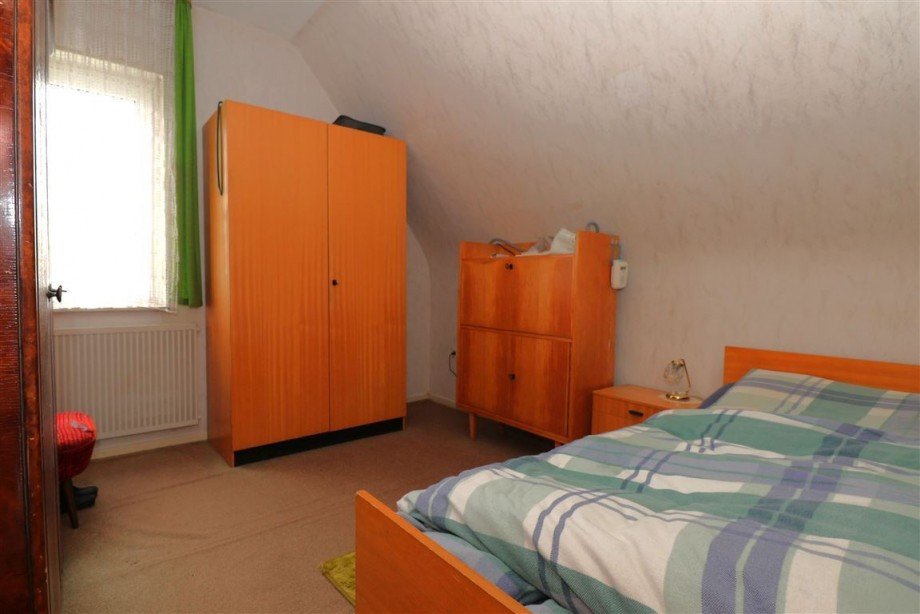 Zimmer III Dachgeschoss Einfamilienhaus Mei�ner