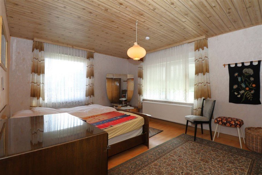 Schlafzimmer Obergeschoss Einfamilienhaus Berkatal