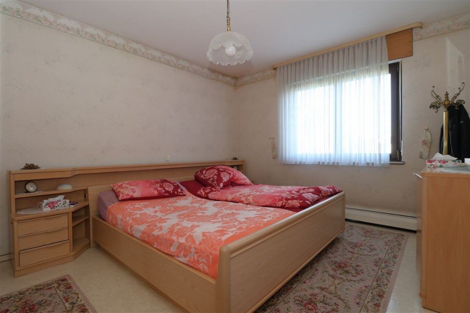 Schlafzimmer Erdgeschoss Einfamilienhaus Berkatal