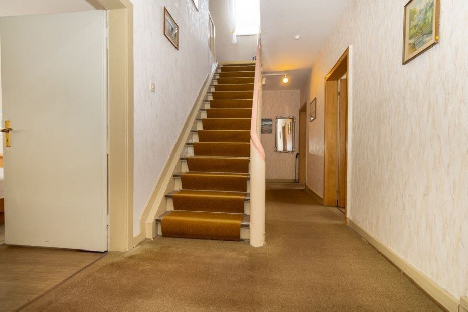 Flur Obergeschoss Reihenmittelhaus Waldkappel