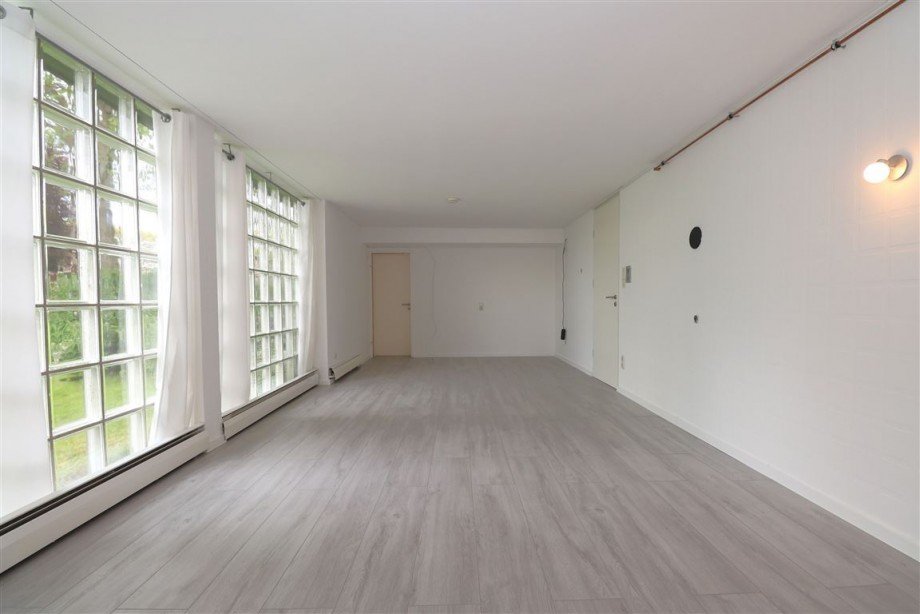 gro�es Zimmer Untergeschoss Bungalow Eschwege