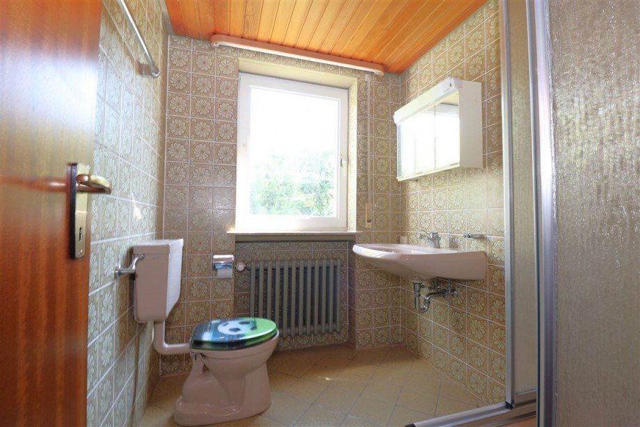 Badezimmer Untergeschoss Einfamilienhaus Berkatal
