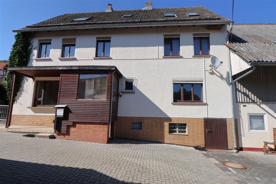Vorderhaus Zweifamilienhaus Waldkappel