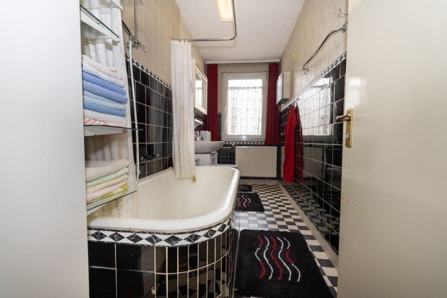 Bad Obergeschoss Reihenmittelhaus Waldkappel