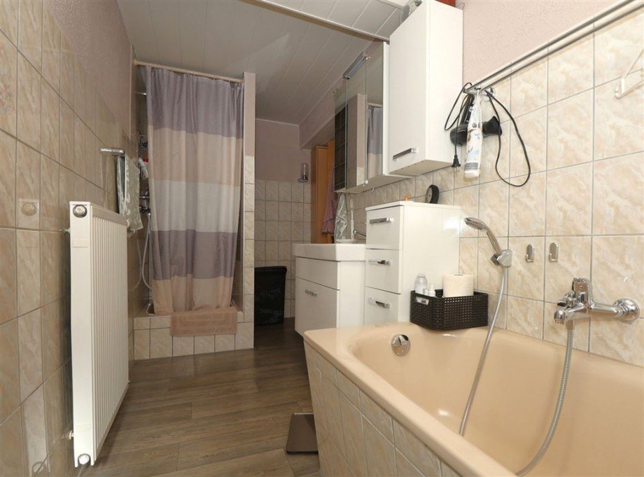 Badezimmer Erdgeschoss Einfamilienhaus Wanfried