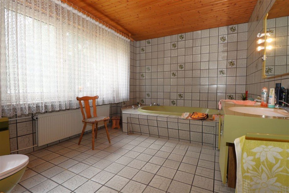 Badezimmer Erdgeschoss Einfamilienhaus Wanfried