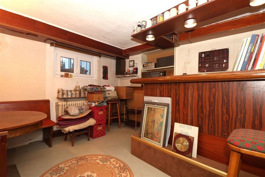 Kellerbar Einfamilienhaus Meinhard