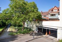 Bild (955b0a764d653dc57dc401b44c5e98b7): Einziehen und Wohlf�hlen: M�blierte 2-Zimmer-Eigentumswohnung mit Loggia und Tiefgaragenstellplatz