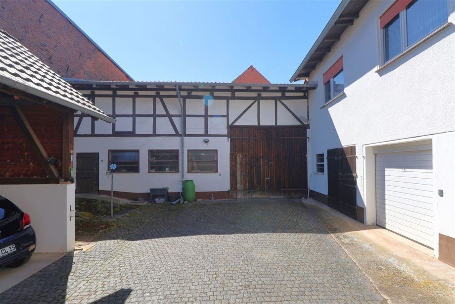 Hof mit Scheune Einfamilienhaus Eschwege