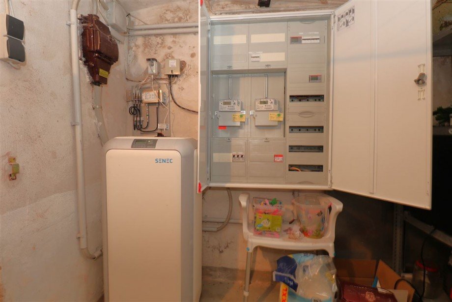 Stromhauptverteilung mit Standspeicher Einfamilienhaus Eschwege