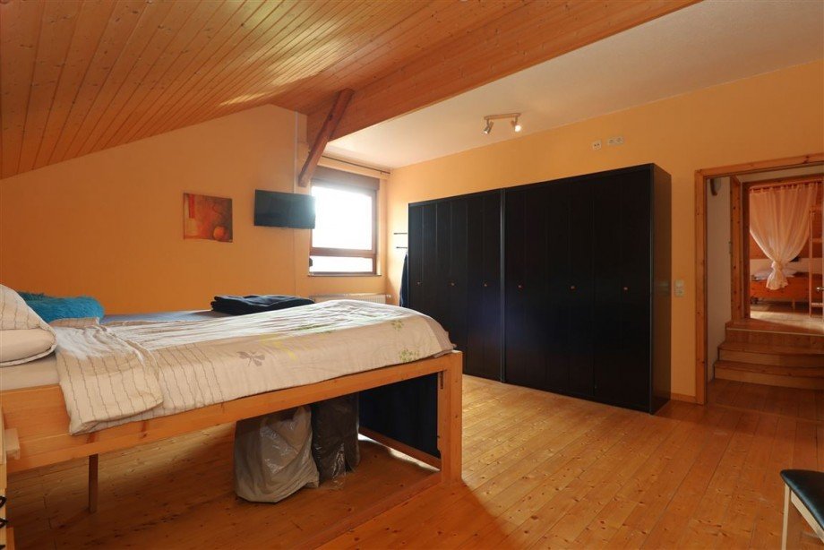 Neubau Zimmer III Obergeschoss Zweifamilienhaus Waldkappel