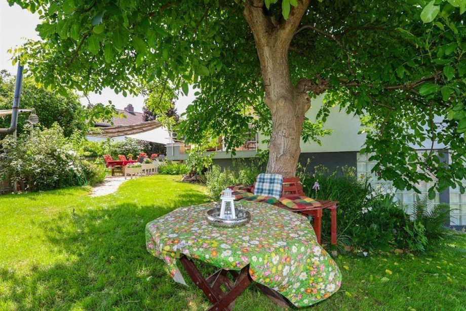 idyllischer Sitzplatz Bungalow Eschwege
