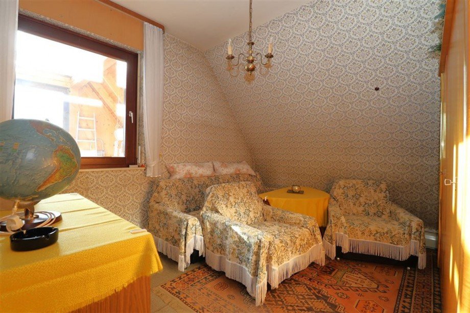 Zimmer II Dachgeschoss Einfamilienhaus Berkatal