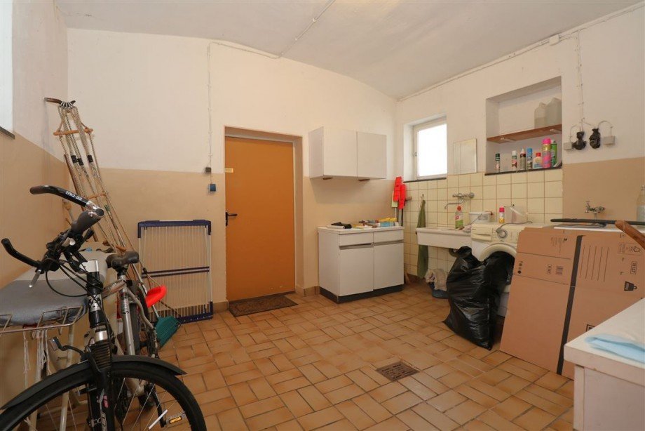 Waschk�che Zweifamilienhaus Meinhard