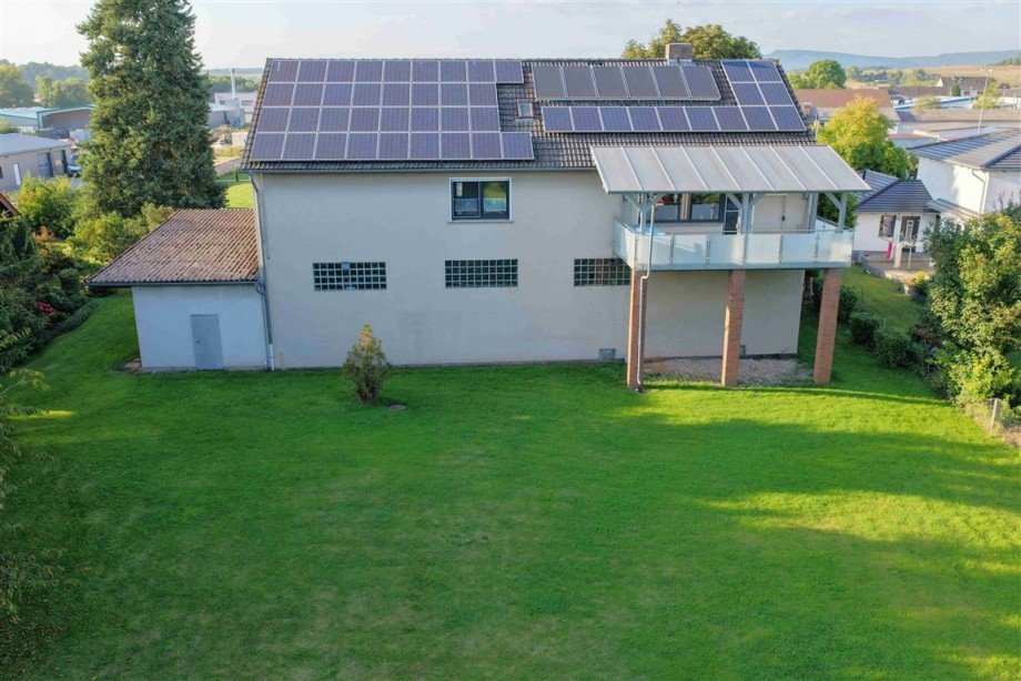 R�ckansicht Einfamilienhaus Wehretal