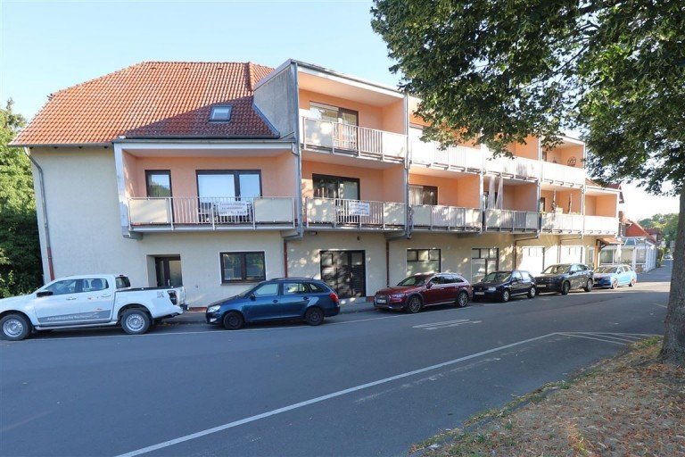 Vorderansicht Bad Sooden-Allendorf Etagenwohnung Einziehen und Wohlf�hlen: M�blierte 2-Zimmer-Eigentumswohnung mit Loggia und Tiefgaragenstellplatz