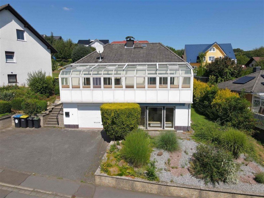 Vorderansicht Einfamilienhaus Berkatal