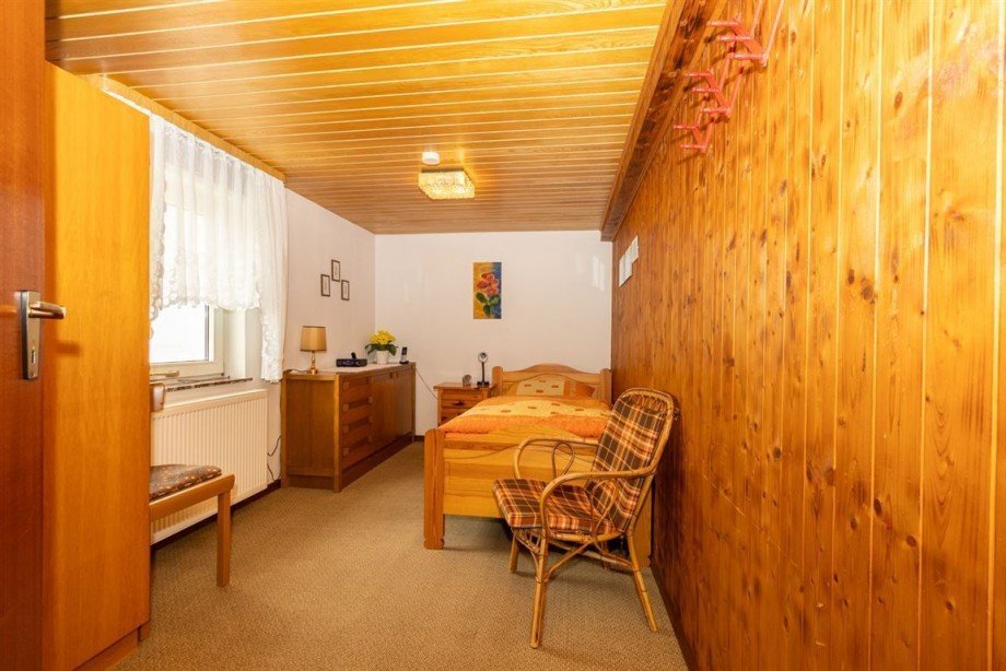 Zimmer II Erdgeschoss Einfamilienhaus Mei�ner