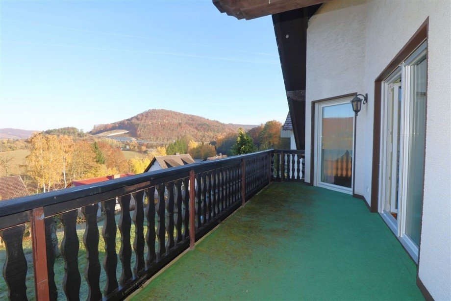 Balkon Dachgeschoss Zweifamilienhaus Sontra
