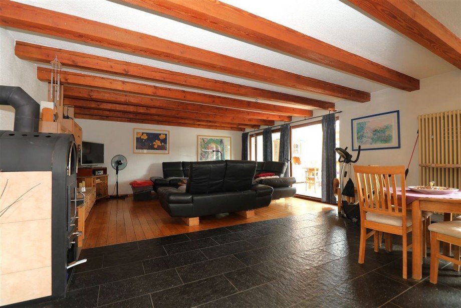 Neubau Wohnzimmer Zweifamilienhaus Waldkappel