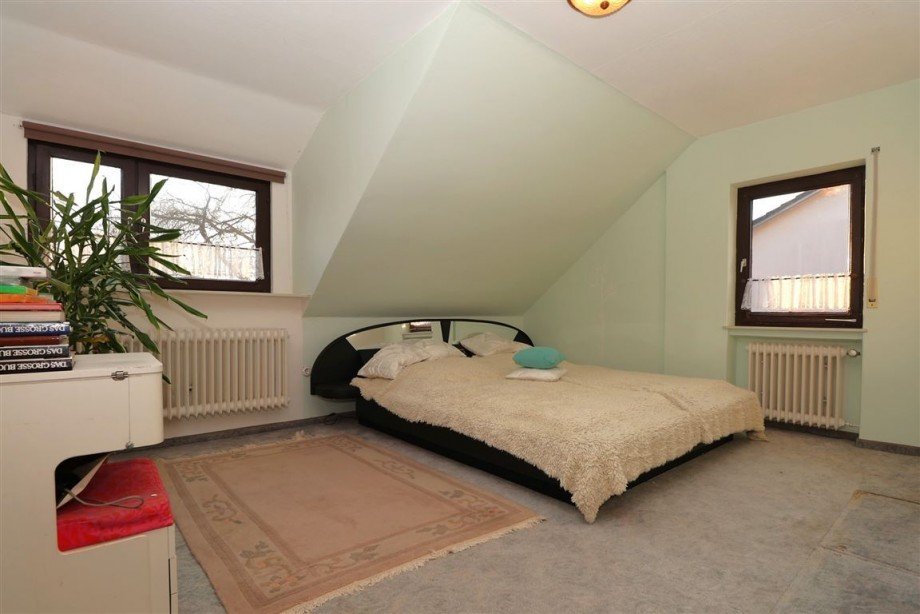 Zimmer Dachgeschoss Einfamilienhaus Meinhard