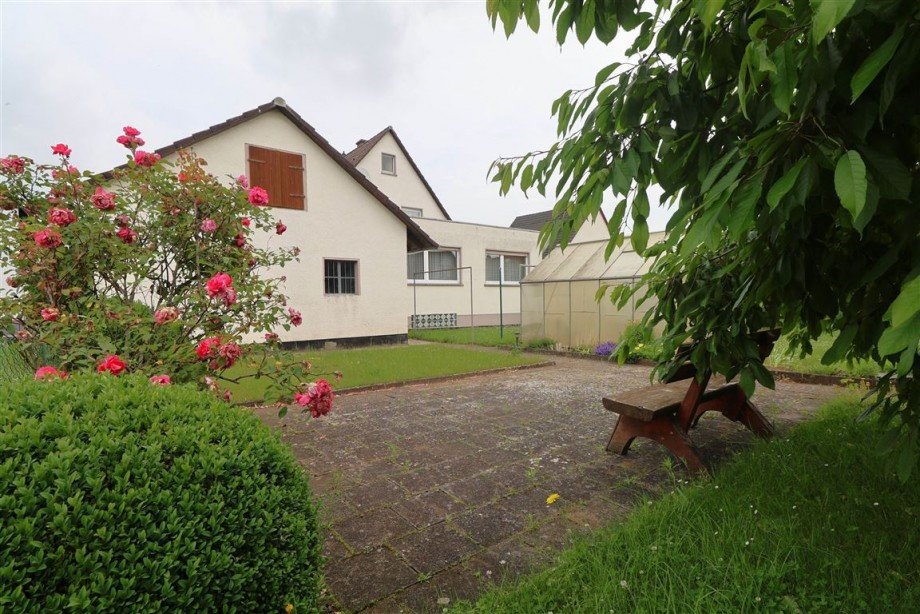 R�ckansicht Garage Einfamilienhaus Mei�ner