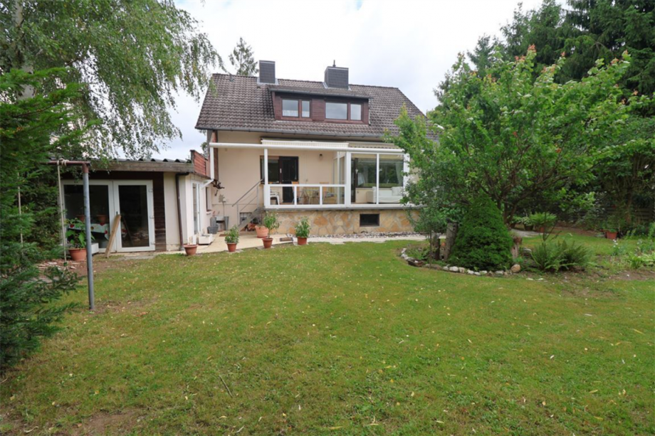 Gartenansicht Einfamilienhaus Meinhard