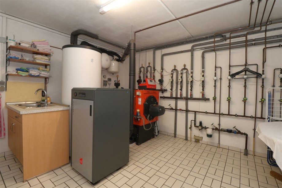 Heizungsraum Waschk�che Zweifamilienhaus Sontra