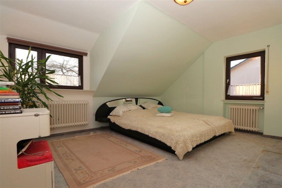 Zimmer Dachgeschoss Einfamilienhaus Meinhard