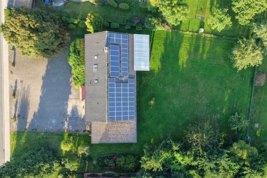 Drohne Einfamilienhaus Wehretal