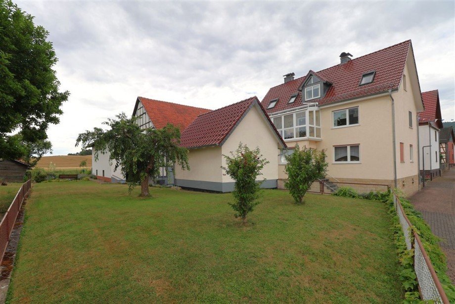 Seitenansicht Einfamilienhaus Berkatal
