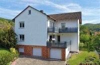 Bild (f91624d2bc408d78c4ee273fee282a21): Ger�umiges Ein- bis Zweifamilienhaus in sehr ruhiger Lage und wundersch�ner Aussicht
