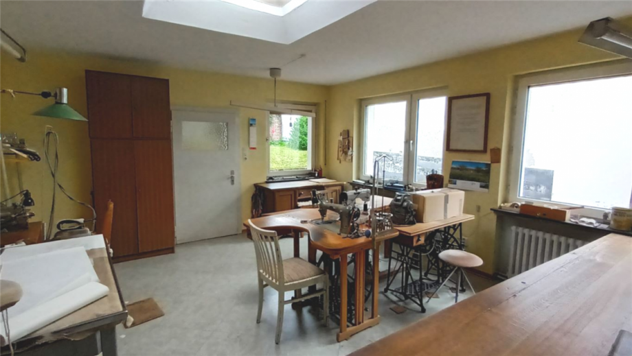 B�ro bzw. Verkaufsfl�che Erdgeschoss Reihenmittelhaus Waldkappel